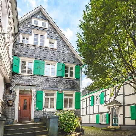 Kuesterhaus Graefrath Solingen Exteriér fotografie