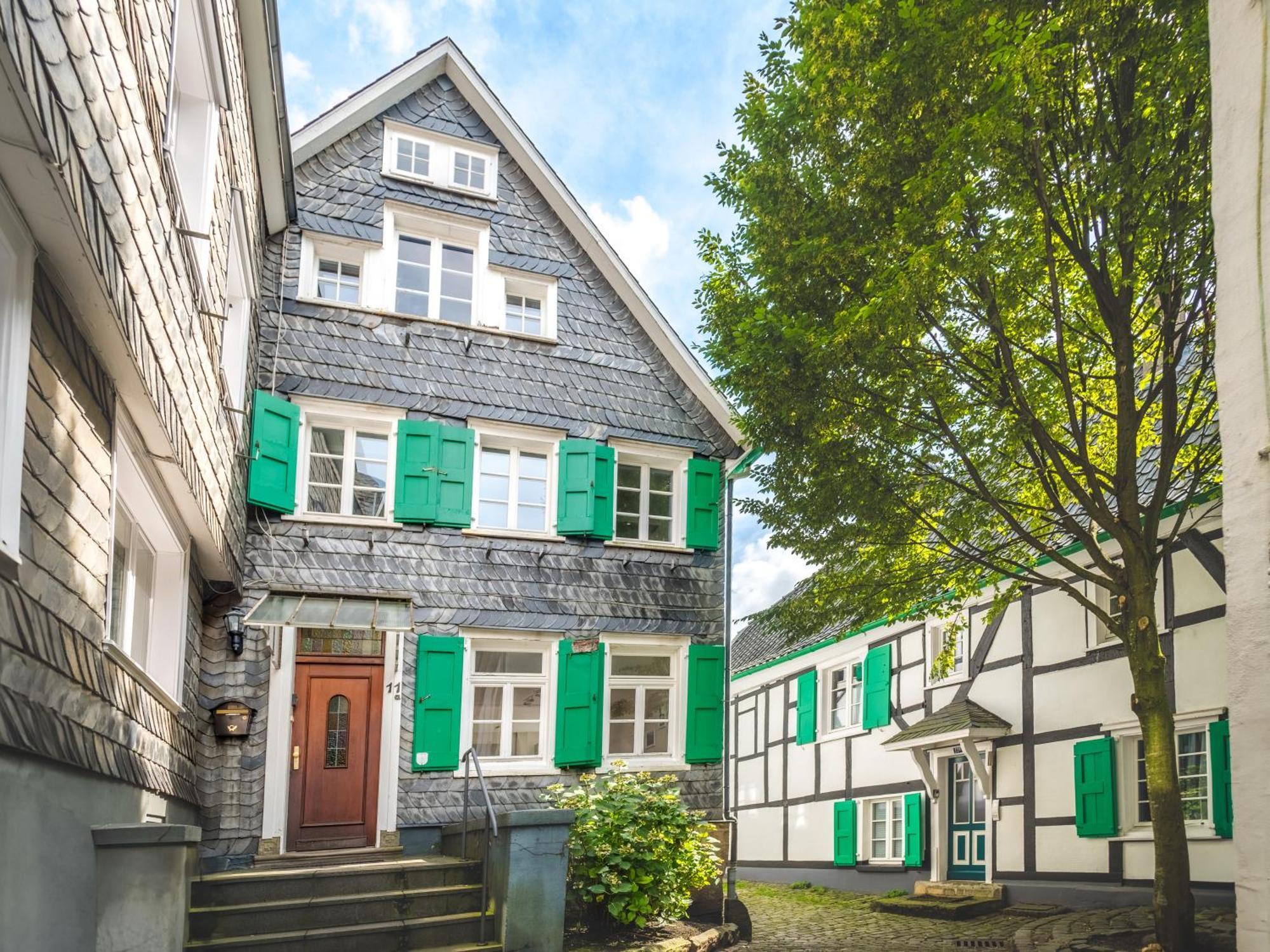 Kuesterhaus Graefrath Solingen Exteriér fotografie